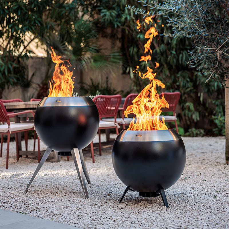 MOON 55 mit niedrigem Fuß – Feuerabend auf der Terrasse