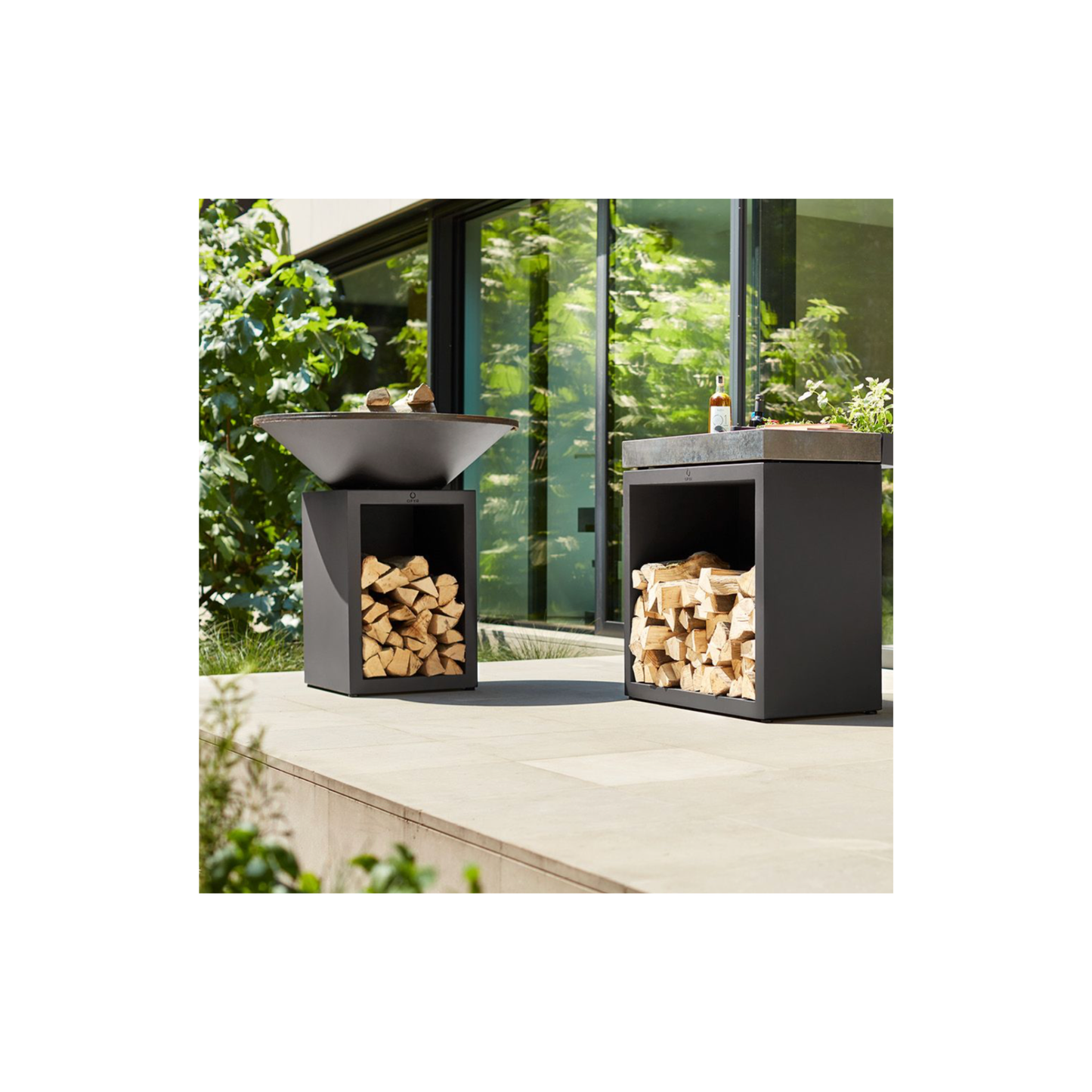 OFYR Classic Storage 100 – kraftvolles Design mit integriertem Stauraum in Corten oder Schwarz
