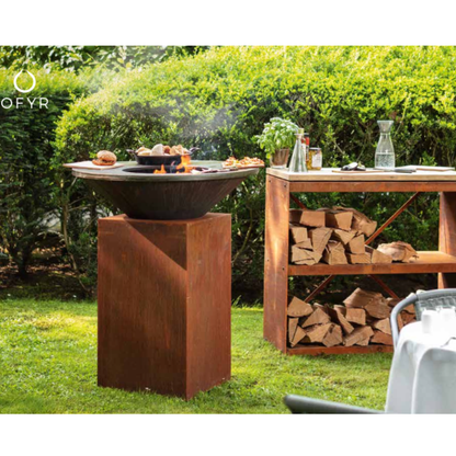 OFYR Classic 85 – Outdoor Feuergrill für stilvolle Genussmomente in Corten oder Schwarz