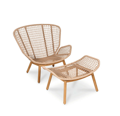Wing light Hocker neben dem Relax Sessel
