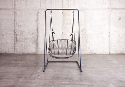Wing light Relax Hängesessel im Showroom