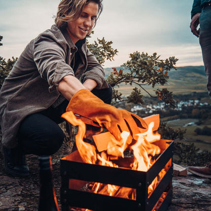 höfats Feuerhandschuhe am Feuer