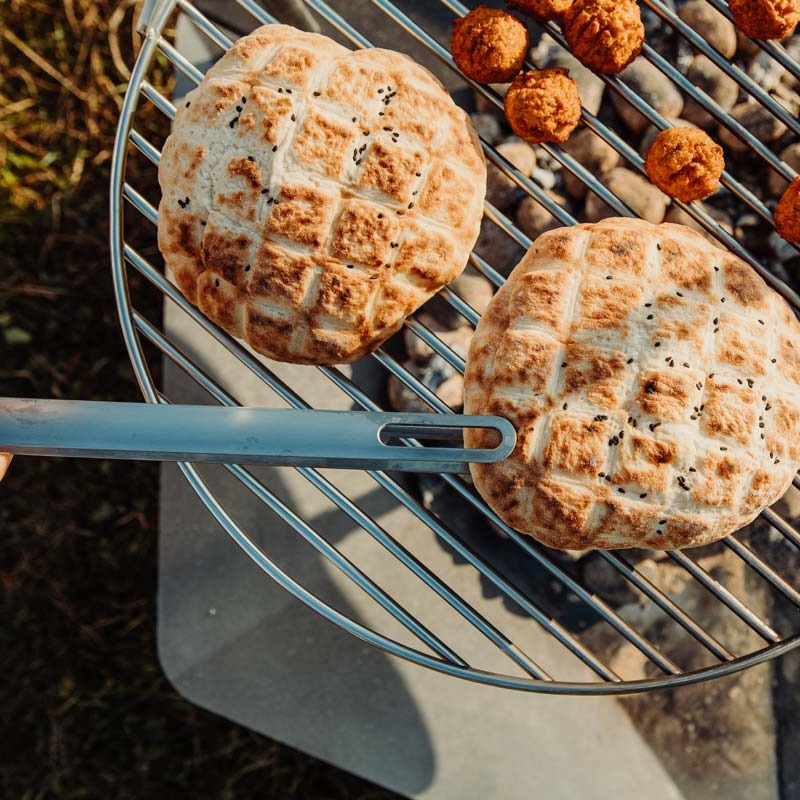 höfats TRIPLE 90 Grillset im Garten