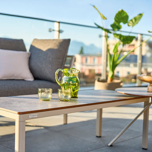 Weishäupl Minu Lounge mit Tischen