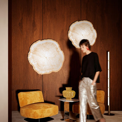 Designspiegel-Set Arbo Gold L und M an der Wand