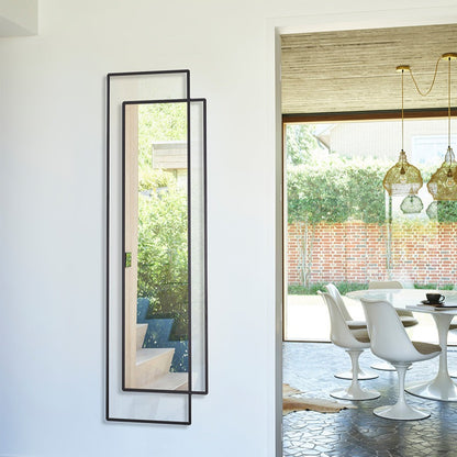 Designspiegel Bordo im Wohnraum