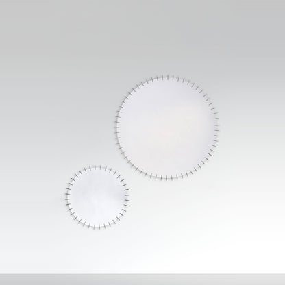 Runder Designspiegel Ray freigestellt