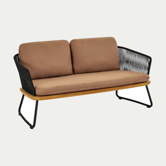 Weishäupl Denia 2-Sitzer Sofa freigestellt – Serienbild zur Schutzhaube Denia